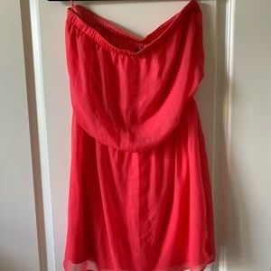 EXPRESS STRAPLESS MINI DRESS SIZE L